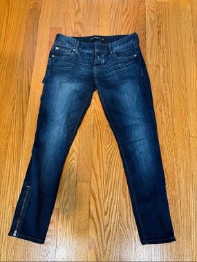 Express Women's Dark Wash Jeggings with Zipper Detail